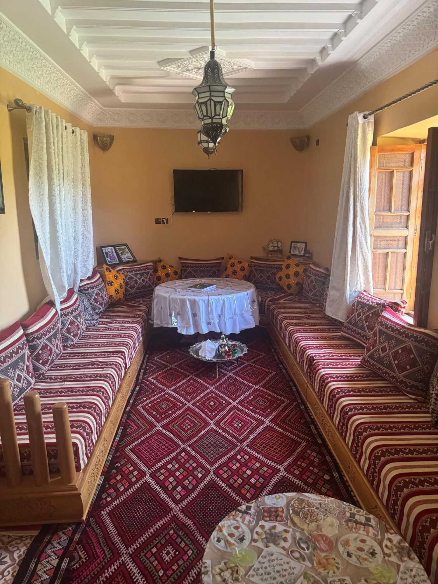 Gite Marbie Maison Rurale, Une Experience Naturelle Unique, Au Coeur Du Moyen Atlas, Maroc Kasba Tibouda Luaran gambar